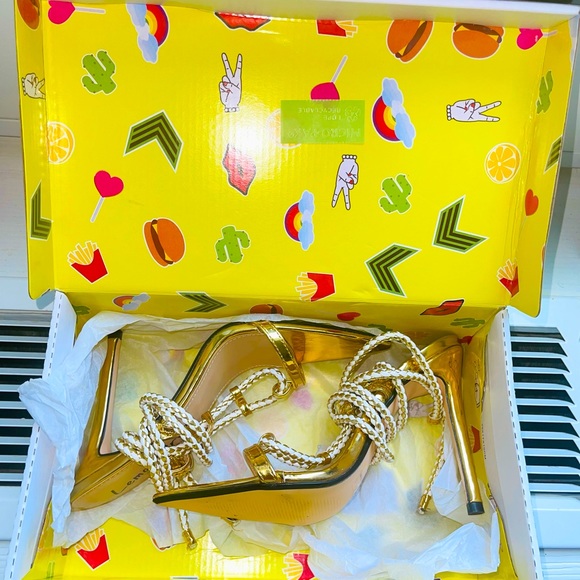 Never worn before. Vegan leather, rope tie accent for a Greek goddess look. - Picture 2 of 6